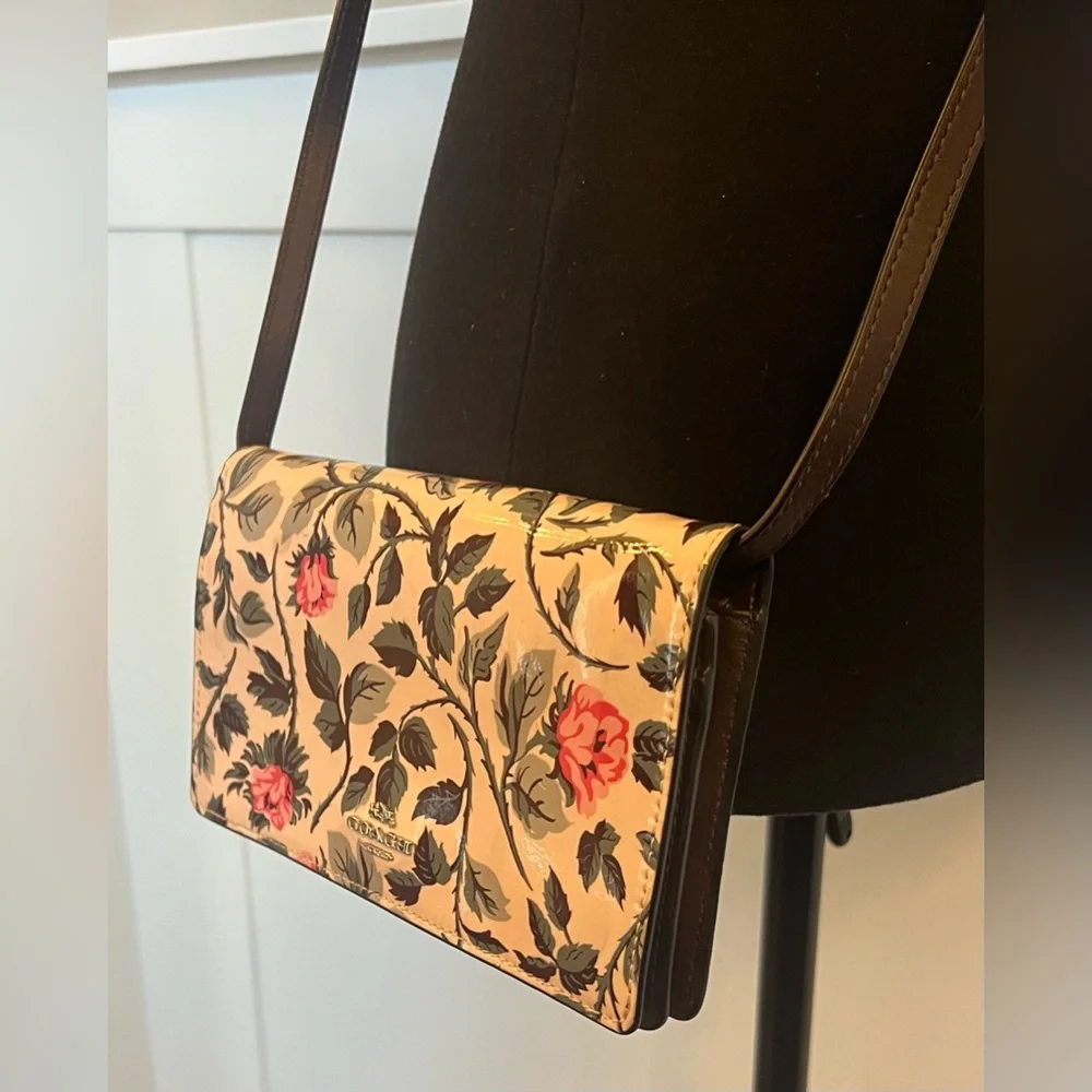 Sold - Picture 2 of 6